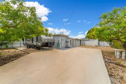 Casa en venta en Homestead, Florida, 4 dormitorios, 112.6 m2 № 1999183 - foto 27