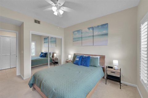 Condo in Boynton Beach, Florida, 2 bedrooms № 2245480 - photo 25