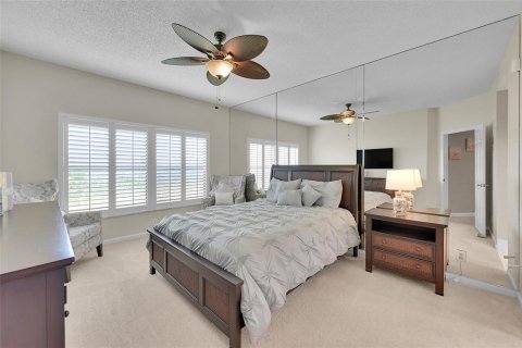 Condo in Boynton Beach, Florida, 2 bedrooms № 2245480 - photo 16
