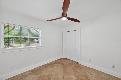 House in Tampa, Florida 5 bedrooms, 357.95 sq.m. № 1870952 - photo 28