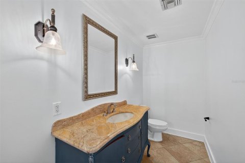 House in Tampa, Florida 5 bedrooms, 357.95 sq.m. № 1870952 - photo 11