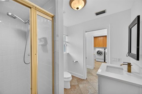 House in Tampa, Florida 5 bedrooms, 357.95 sq.m. № 1870952 - photo 27