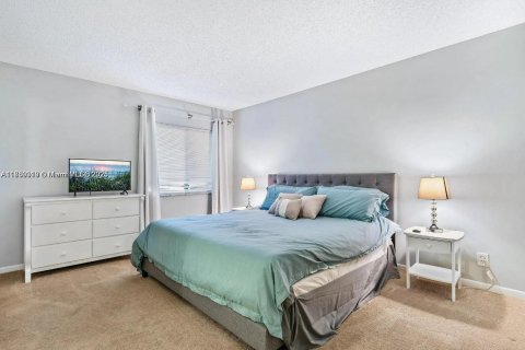 Condo in Jupiter, Florida, 1 bedroom  № 1806453 - photo 17
