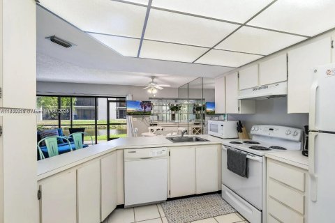 Condo in Jupiter, Florida, 1 bedroom  № 1806453 - photo 15