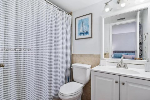 Condo in Jupiter, Florida, 1 bedroom  № 1806453 - photo 21