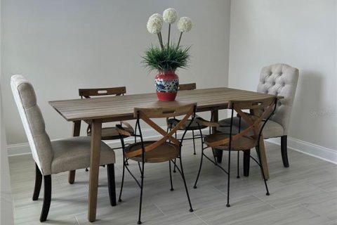 Casa en venta en Gainesville, Florida, 4 dormitorios, 210.7 m2 № 1303444 - foto 3
