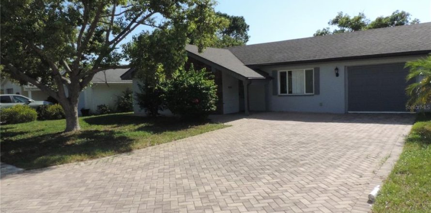Casa en Hudson, Florida 2 dormitorios, 107.02 m2 № 1873118