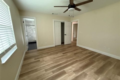 House in Riverview, Florida 3 bedrooms, 131.74 sq.m. № 1905530 - photo 12