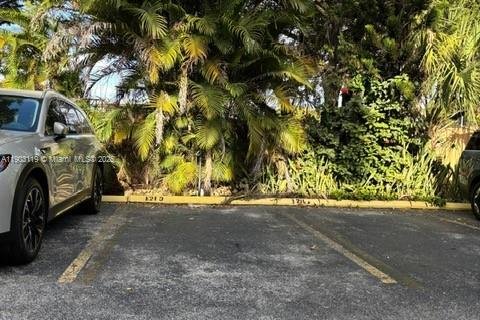 Снять в аренду квартиру в Майами, Флорида 1 спальня, 51.1м2, № 1955615 - фото 9