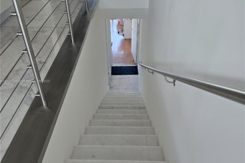 Condo in Aventura, Florida, 3 bedrooms  № 1704303 - photo 21