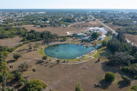 Terreno en venta en North Port, Florida № 2147442 - foto 8