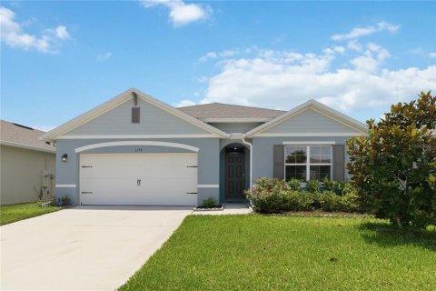 House in Sanford, Florida 4 bedrooms, 169.83 sq.m. № 2225746
