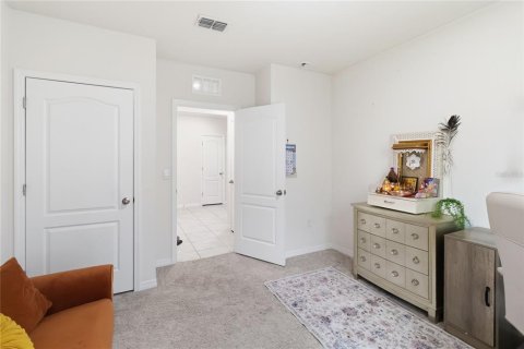 House in Sanford, Florida 4 bedrooms, 169.83 sq.m. № 2225746 - photo 24