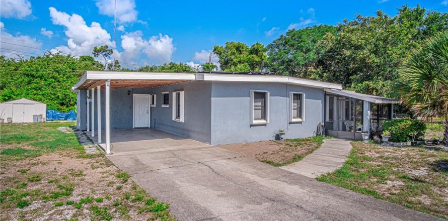 House in Rockledge, Florida 3 bedrooms, 116.13 sq.m. № 2121197