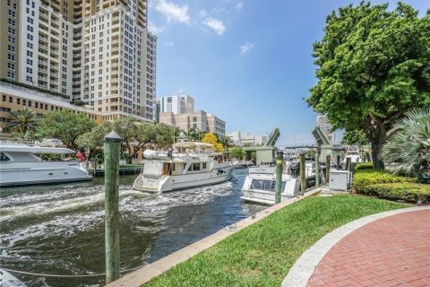 Copropriété à vendre à Fort Lauderdale, Floride: 2 chambres, 111.85 m2 № 2082285 - photo 26