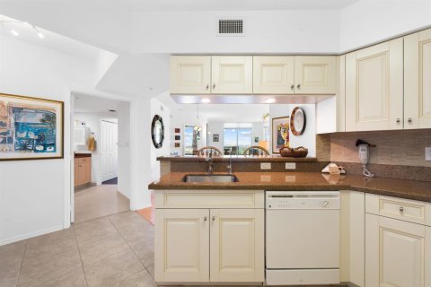 Copropriété à vendre à Fort Lauderdale, Floride: 2 chambres, 111.85 m2 № 2082285 - photo 10