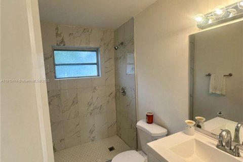 Casa en venta en Sunrise, Florida, 3 dormitorios № 1969456 - foto 7