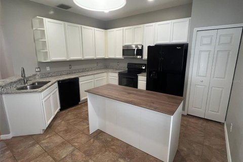 Casa en alquiler en Oviedo, Florida, 3 dormitorios, 143.91 m2 № 1918457 - foto 10