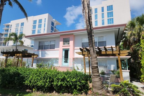 Copropriété à louer à Sarasota, Floride: 1 chambre, 55.74 m2 № 1853267 - photo 1