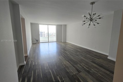 Condo à Hallandale Beach, Floride, 2 chambres  № 2072478