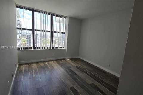 Copropriété à vendre à Hallandale Beach, Floride: 2 chambres, 118.91 m2 № 2072478 - photo 16