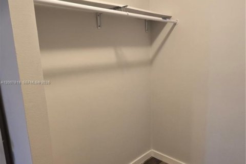 Copropriété à vendre à Hallandale Beach, Floride: 2 chambres, 118.91 m2 № 2072478 - photo 26