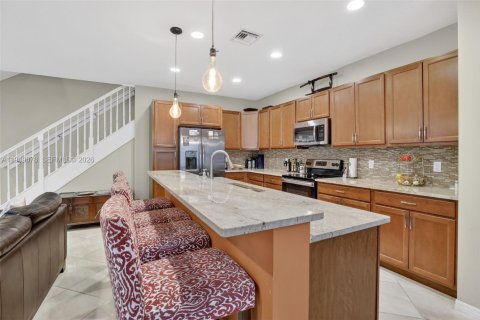 House in Davie, Florida 3 bedrooms, 209.22 sq.m. № 2004871 - photo 15