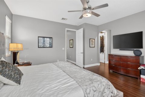House in Davie, Florida 3 bedrooms, 209.22 sq.m. № 2004871 - photo 21