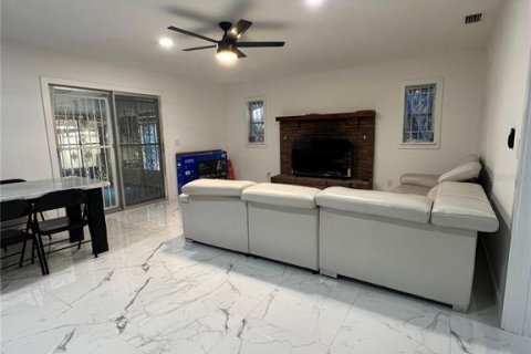 House in Ocala, Florida 4 bedrooms, 219.25 sq.m. № 1786274 - photo 29