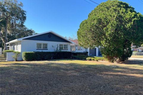 House in Ocala, Florida 4 bedrooms, 219.25 sq.m. № 1786274 - photo 6