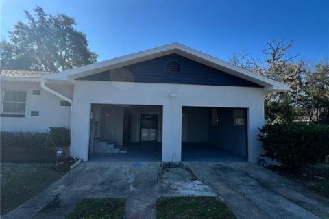 House in Ocala, Florida 4 bedrooms, 219.25 sq.m. № 1786274 - photo 10