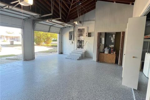 House in Ocala, Florida 4 bedrooms, 219.25 sq.m. № 1786274 - photo 8