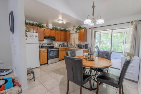 Propiedad comercial en venta en Kissimmee, Florida, 4 dormitorios, 181.9 m2 № 1654703 - foto 24