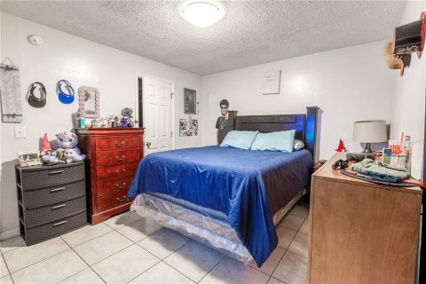 Propiedad comercial en venta en Kissimmee, Florida, 4 dormitorios, 181.9 m2 № 1654703 - foto 10