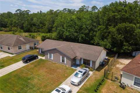 Propiedad comercial en venta en Kissimmee, Florida, 4 dormitorios, 181.9 m2 № 1654703 - foto 20