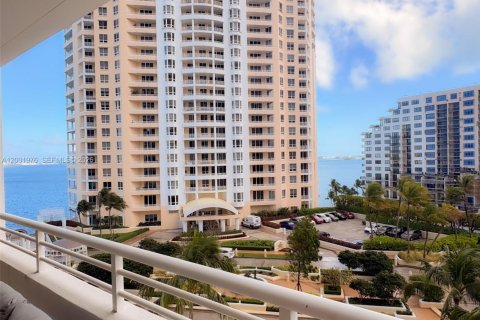 Купить кондоминиум в Майами, Флорида 2 спальни, 161.09м2, № 2067826 - фото 25