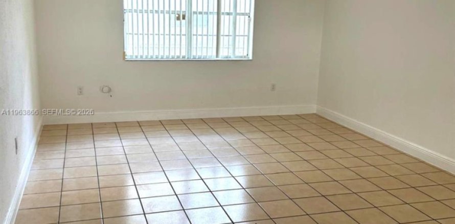 Condominio en Palmetto Bay, Florida, 2 dormitorios  № 2027159