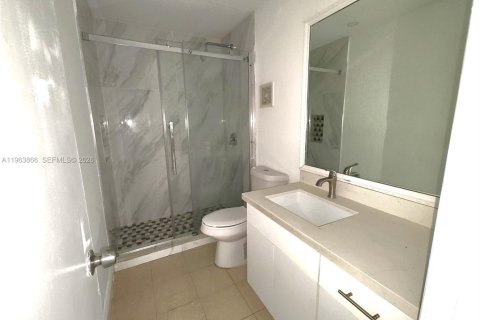 Condominio en alquiler en Palmetto Bay, Florida, 2 dormitorios, 74.41 m2 № 2027159 - foto 18