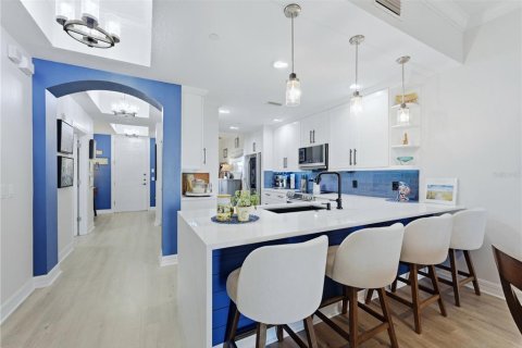 Copropriété à vendre à Sarasota, Floride: 2 chambres, 158.49 m2 № 2388342 - photo 3