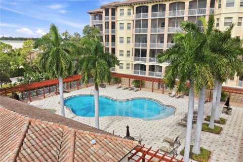 Copropriété à vendre à Sarasota, Floride: 2 chambres, 158.49 m2 № 2388342 - photo 18