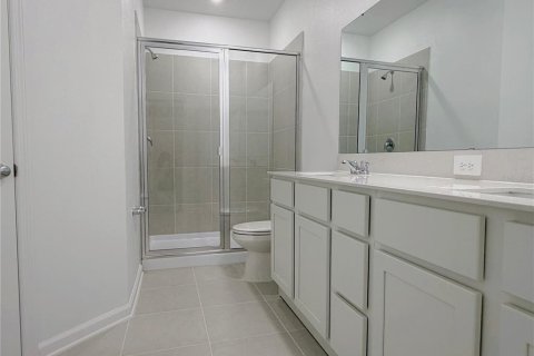 Townhouse in Dundee, Florida 3 bedrooms, 161.28 sq.m. № 2291530 - photo 17