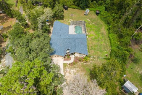 Casa en venta en New Port Richey, Florida, 3 dormitorios, 224.64 m2 № 2353378 - foto 4