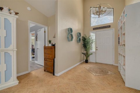 Casa en venta en New Port Richey, Florida, 3 dormitorios, 224.64 m2 № 2353378 - foto 8