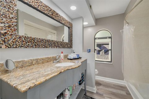 Casa en venta en New Port Richey, Florida, 3 dormitorios, 224.64 m2 № 2353378 - foto 23