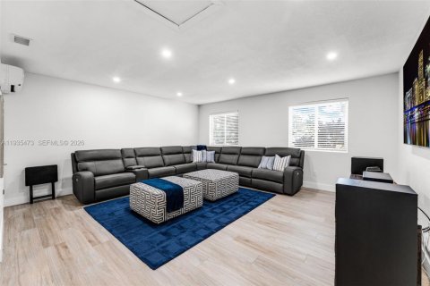 Купить виллу или дом в Хомстед, Флорида 6 спален, 212м2, № 1996046 - фото 20