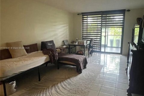 Condo in Plantation, Florida, 2 bedrooms  № 1971059 - photo 13