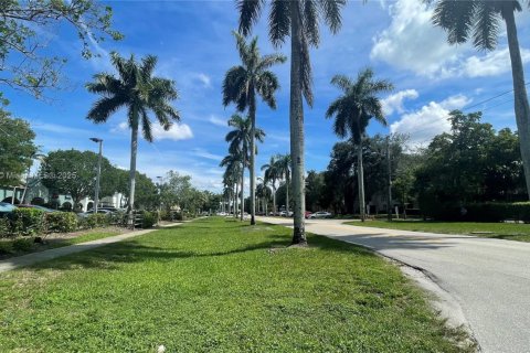 Condo in Plantation, Florida, 2 bedrooms  № 1971059 - photo 29