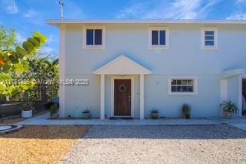 House in Key Largo, Florida 2 bedrooms, 164.99 sq.m. № 1862697 - photo 4