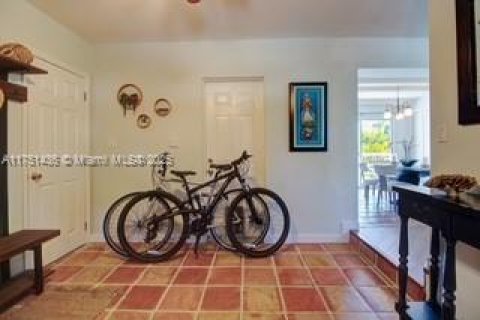 House in Key Largo, Florida 2 bedrooms, 164.99 sq.m. № 1862697 - photo 15