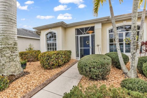 Villa ou maison à vendre à Punta Gorda, Floride: 3 chambres, 143.26 m2 № 2135231 - photo 2
